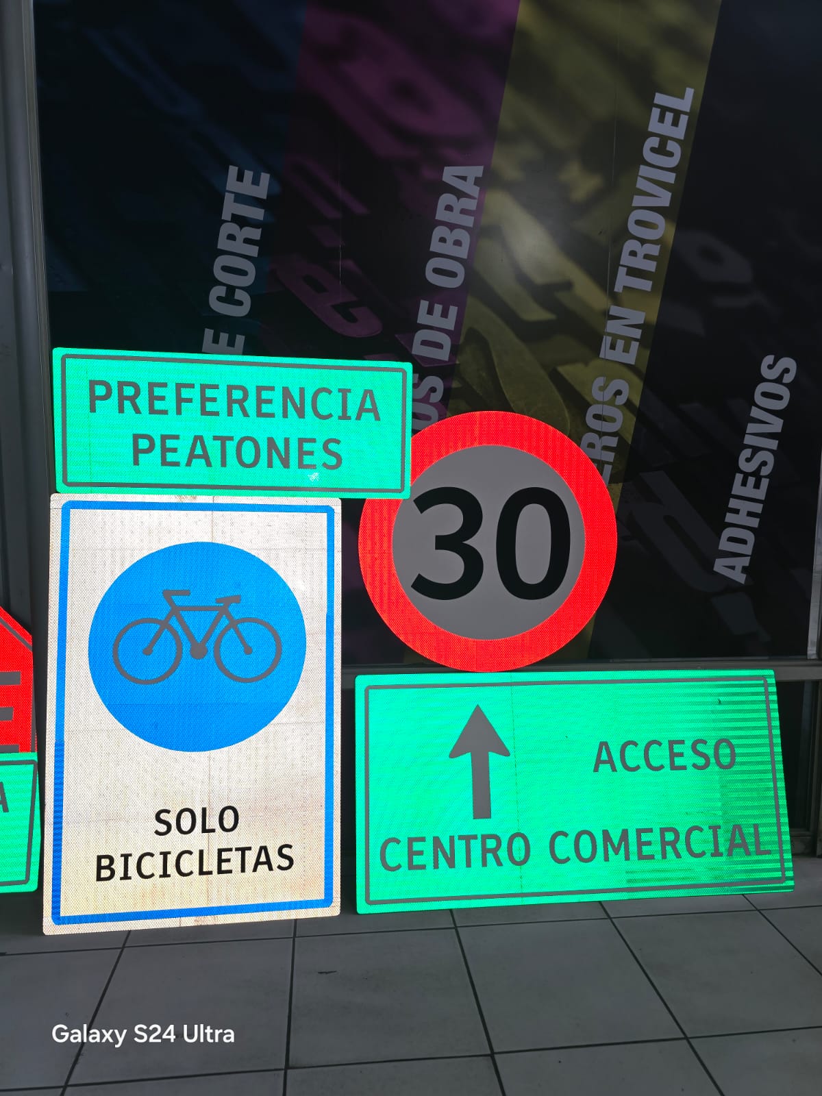 Proyecto Ekono Letreros